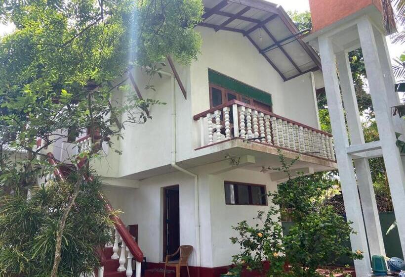 بنسيون Apartment Inn