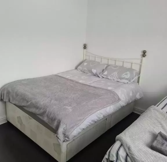 پانسیون Guest House Room 1