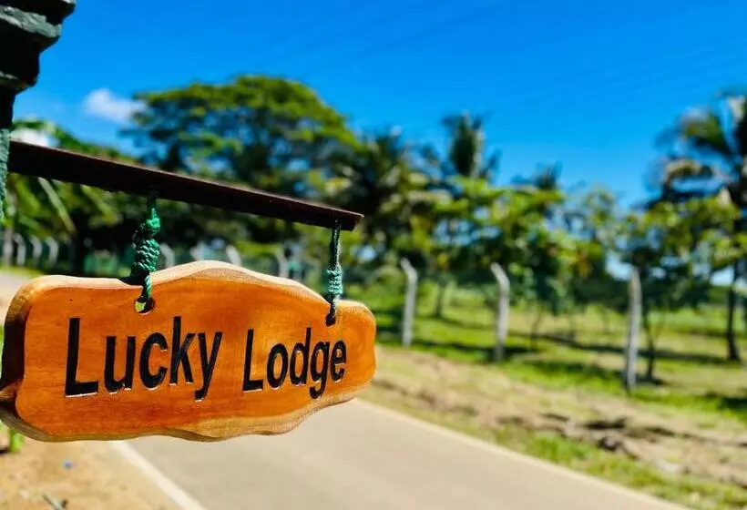ペンション Lucky Lodge