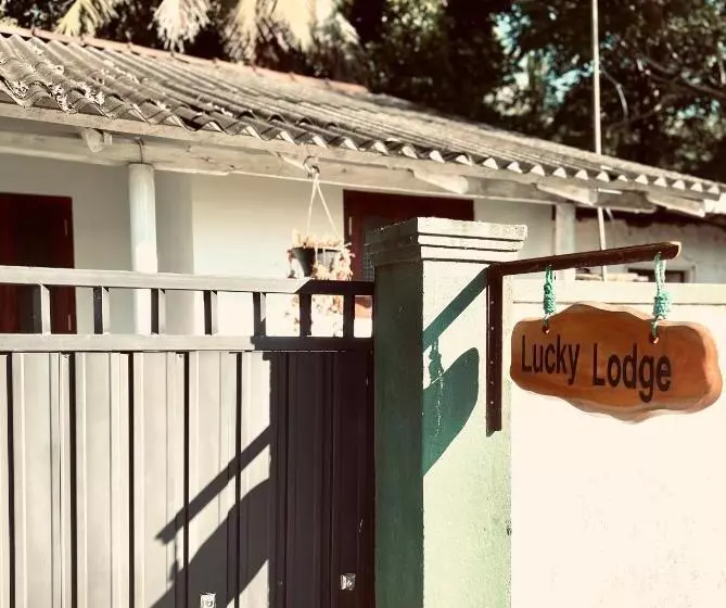 ペンション Lucky Lodge
