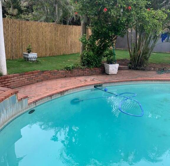 بنسيون On The Beach