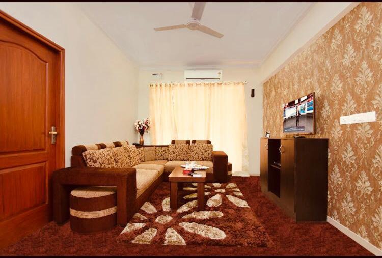 بنسيون Palm Luxury Suites & Service Apartments