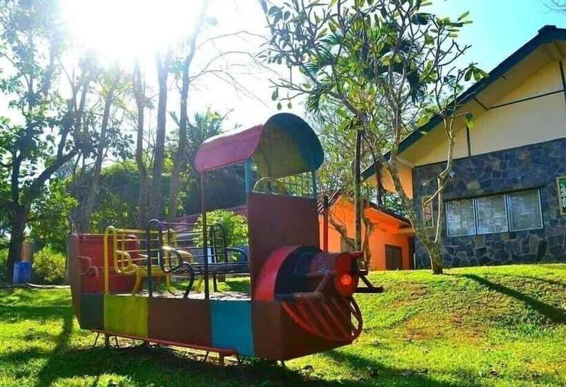 Lomakeskus Viewsuay Farsai Wangnamkaew