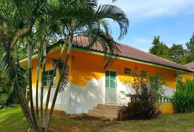 Lomakeskus Viewsuay Farsai Wangnamkaew