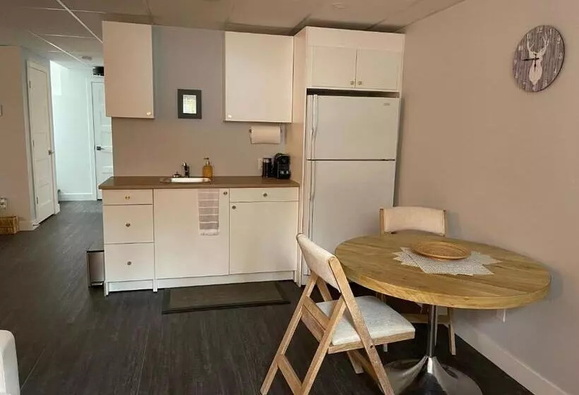 Suite Au Centre De L’estrie
