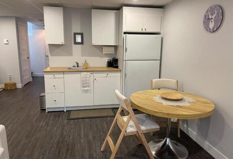 Suite Au Centre De L’estrie