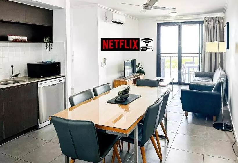 Whitsunstays   The Regal