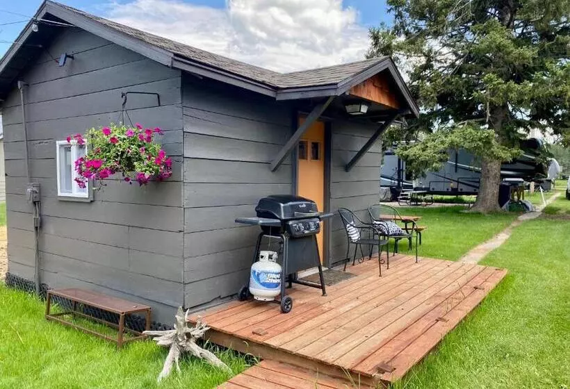 ユースホステル Cabin 8 At Horse Creek Resort