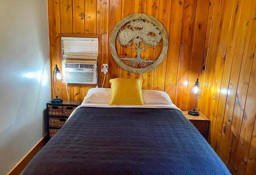 호스텔 Cabin 8 At Horse Creek Resort