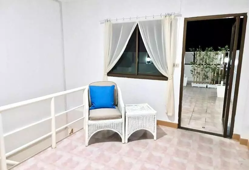 ユースホステル Costa Bed Cha Am