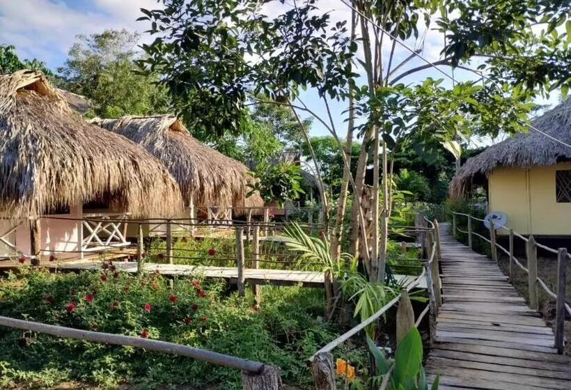 Aamiaismajoitus (B&B) Cabañas La Múcura