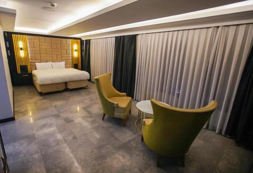 تختخواب و صبحانه Ky Continental Apartments