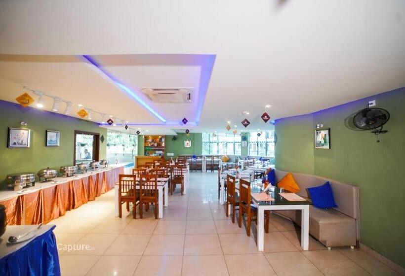 住宿加早餐  Mount Avenue Hotel And Resort