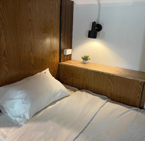 호스텔 Happiness Pra Ae