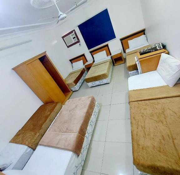 Отель Al Jawad Al Adham