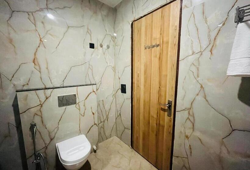 בית מלון כפרי Anju Shree Inn