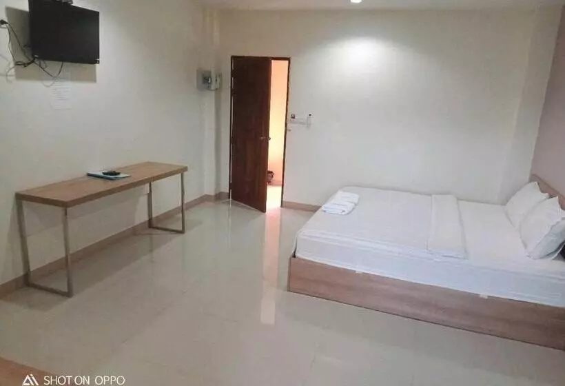 ホテル Bumnsaya Place บุญสะญา เพลส