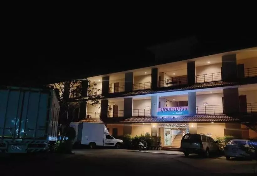 ホテル Bumnsaya Place บุญสะญา เพลส