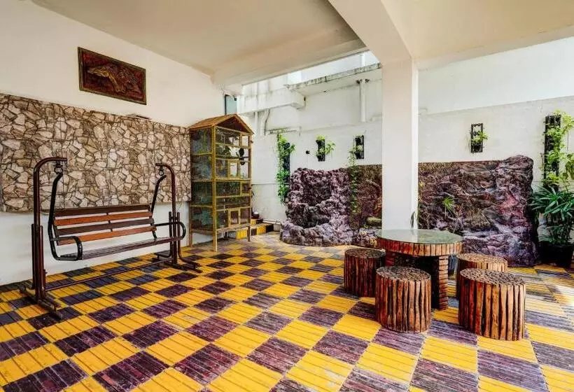 Hotelli Collection O Inn Ecr