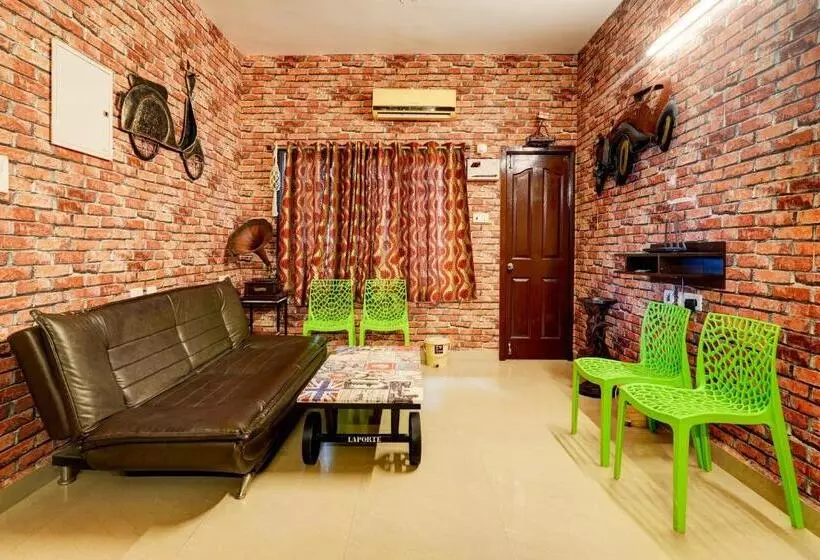 Hotelli Collection O Inn Ecr