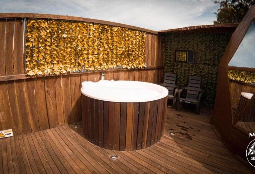 هتل کپسول Greeenlandomesa Amatista