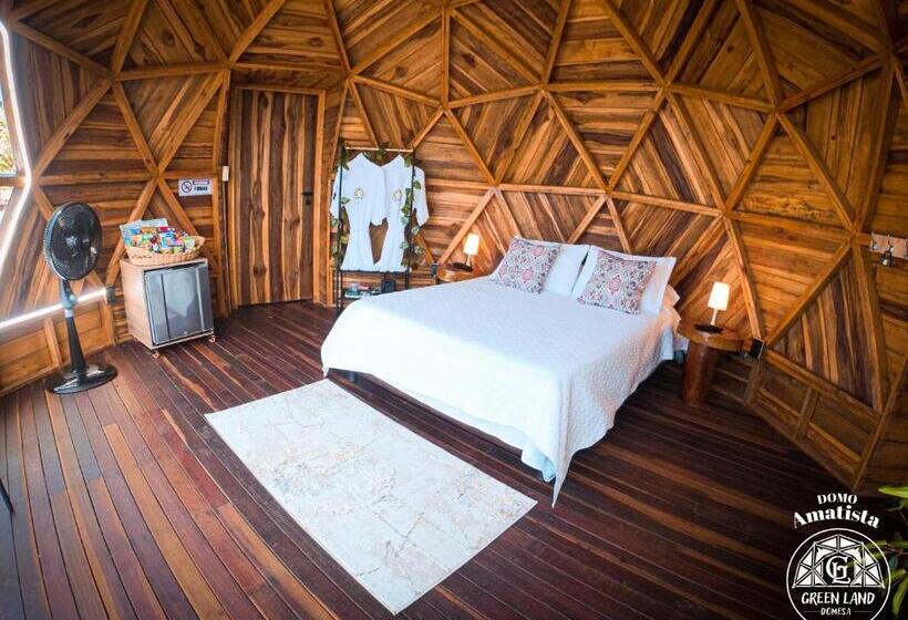 هتل کپسول Greeenlandomesa Amatista