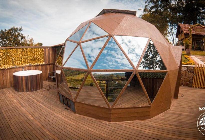 هتل کپسول Greeenlandomesa Amatista