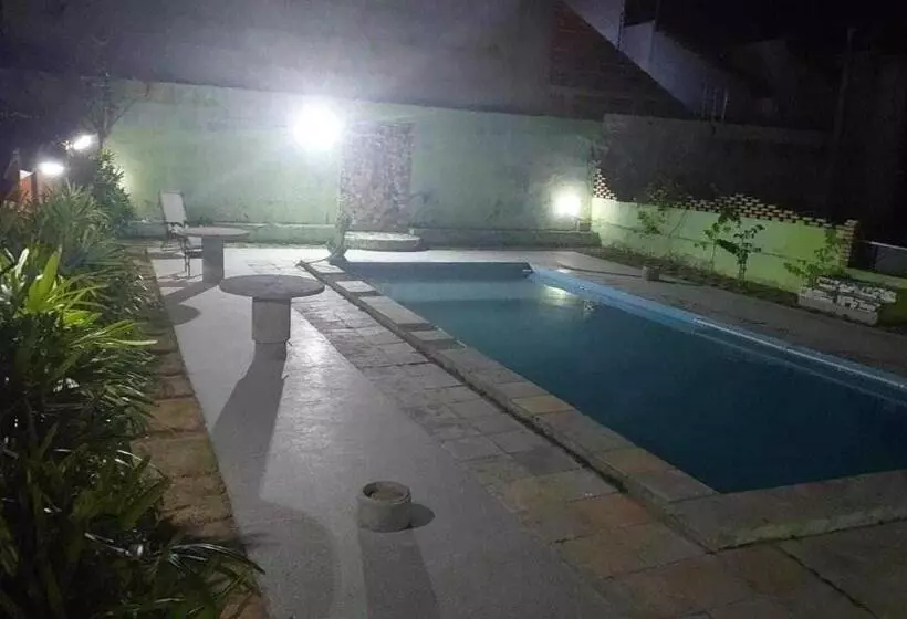 カプセルホテル Pousada Casa Do Chico