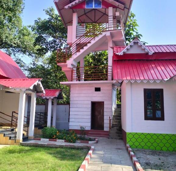 ホテル Day Night Resort & Resturant