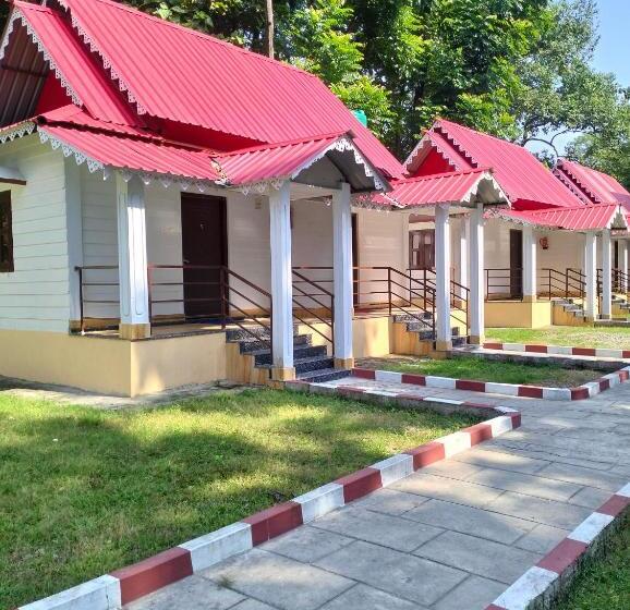 ホテル Day Night Resort & Resturant