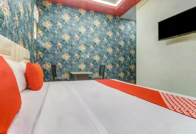 Hotelli Grand