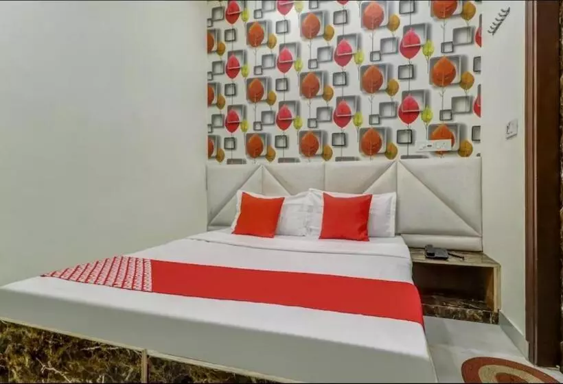 Hotelli Grand