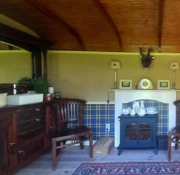 בית מלון כפרי Home Bij Zee