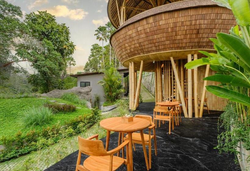 Отель Jungleight Bali