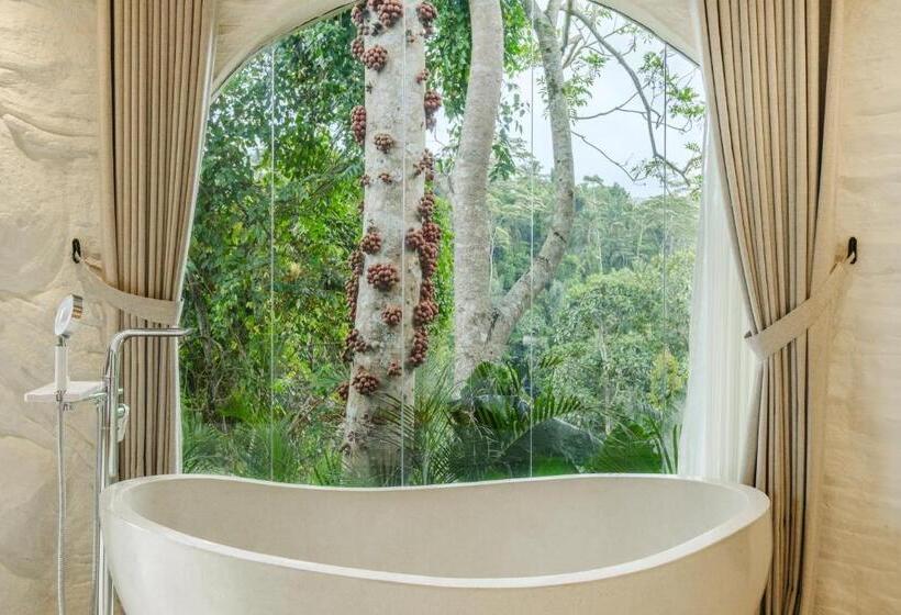 Отель Jungleight Bali