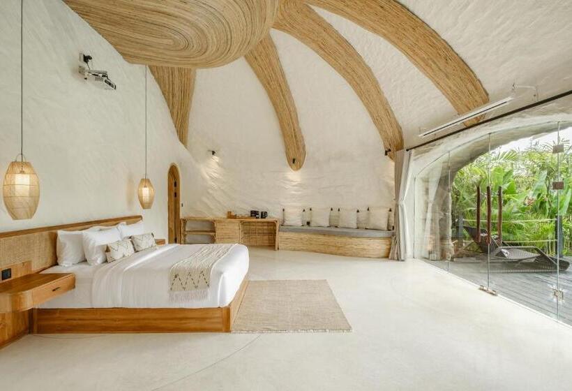 Отель Jungleight Bali