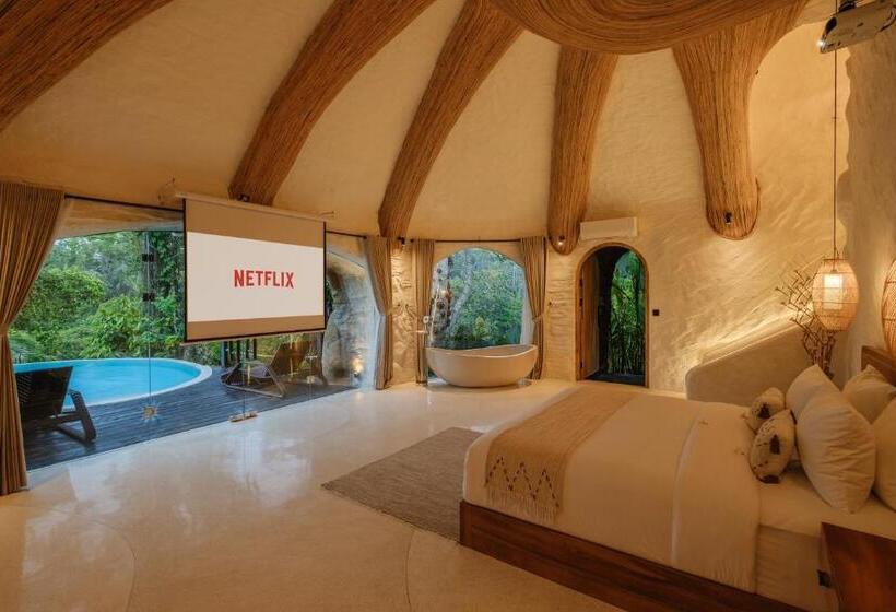 Отель Jungleight Bali