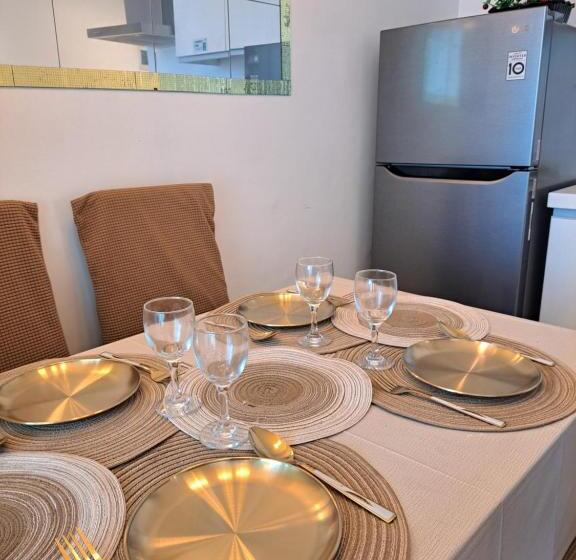 酒店 La Casa Ysabela Azure Urban Resort Metro Manila Staycation