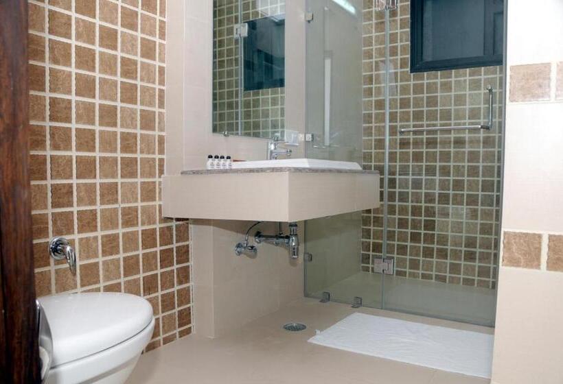 Hotel Prems Paradise