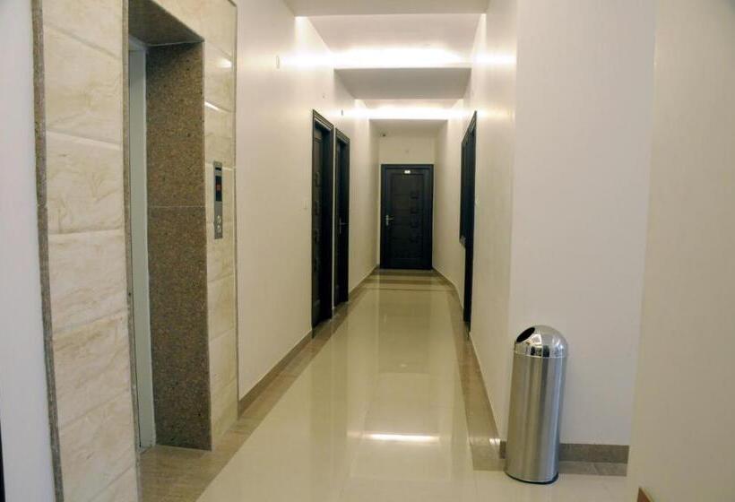 Hotel Prems Paradise