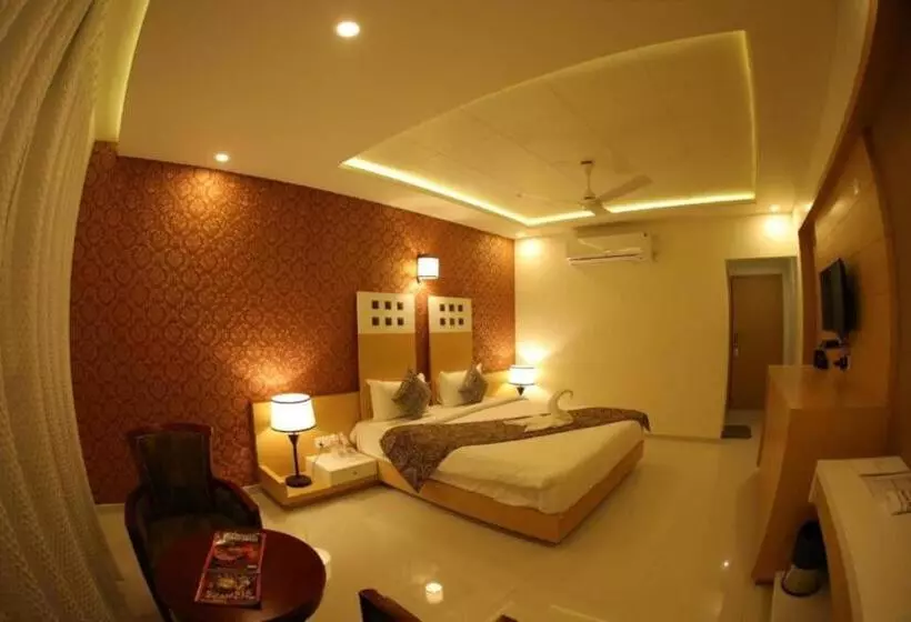 ホテル Roma Kristo, Dwarka