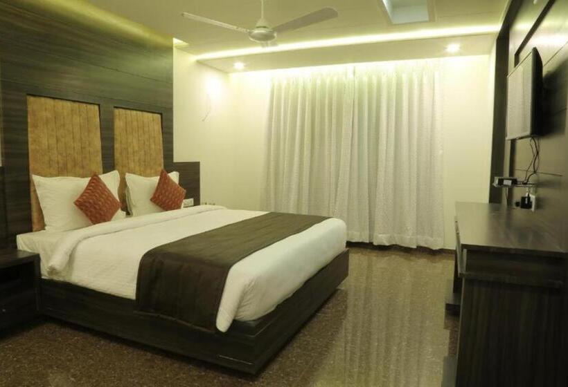 בית מלון כפרי Roma Kristo, Dwarka