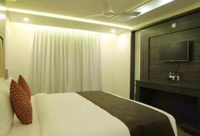 ホテル Roma Kristo, Dwarka