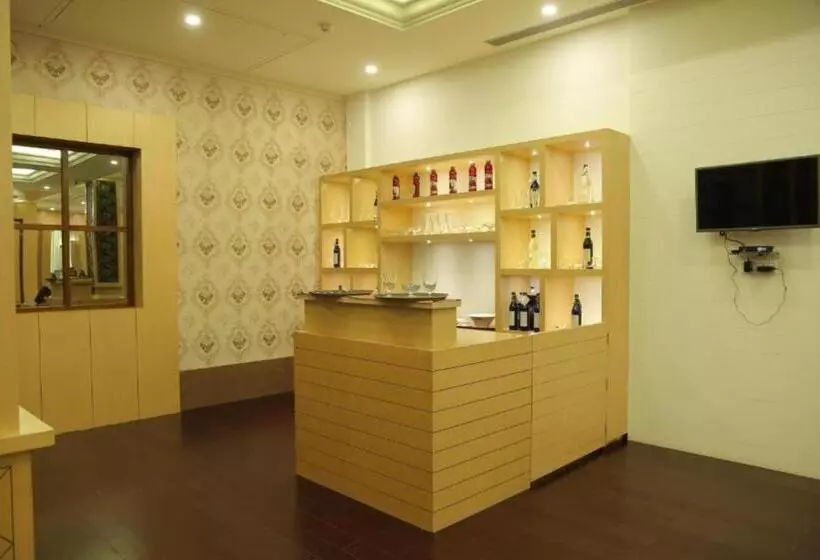 ホテル Roma Kristo, Dwarka