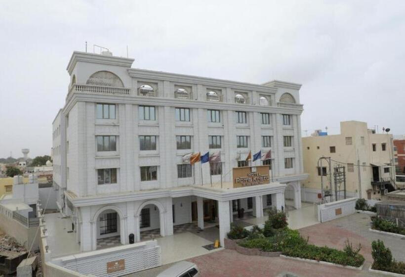 בית מלון כפרי Roma Kristo, Dwarka