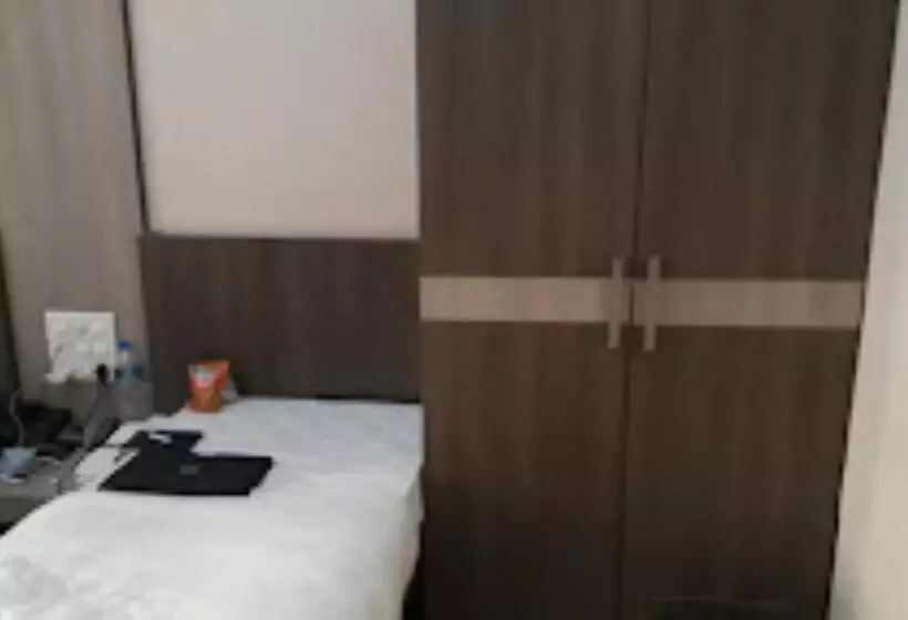 ホテル Saraswati Inn,aurangabad