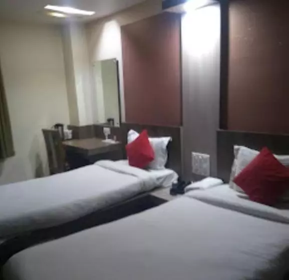 ホテル Saraswati Inn,aurangabad