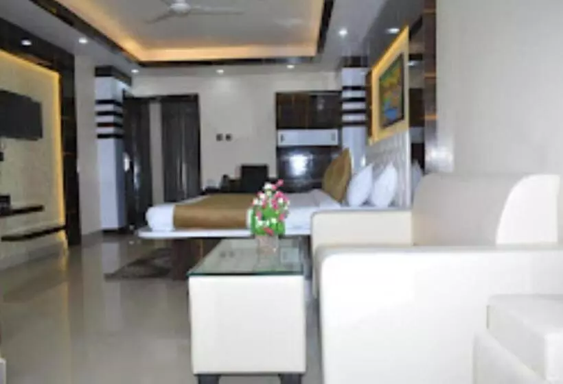 ホテル Saraswati Inn,aurangabad