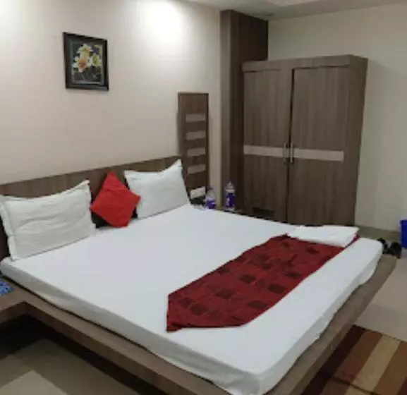 ホテル Saraswati Inn,aurangabad