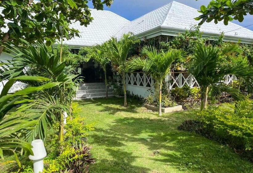 Szálloda The Cliffs Resort